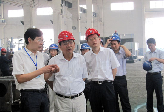 长沙市政法委书记袁观清到我厂考察